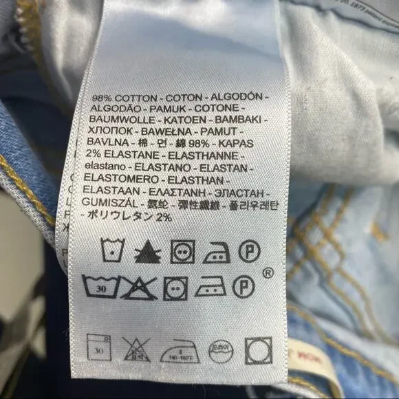 Levi’s High Waist Tapered Distressed Mom Jeans 25 - Picture 6 of 10